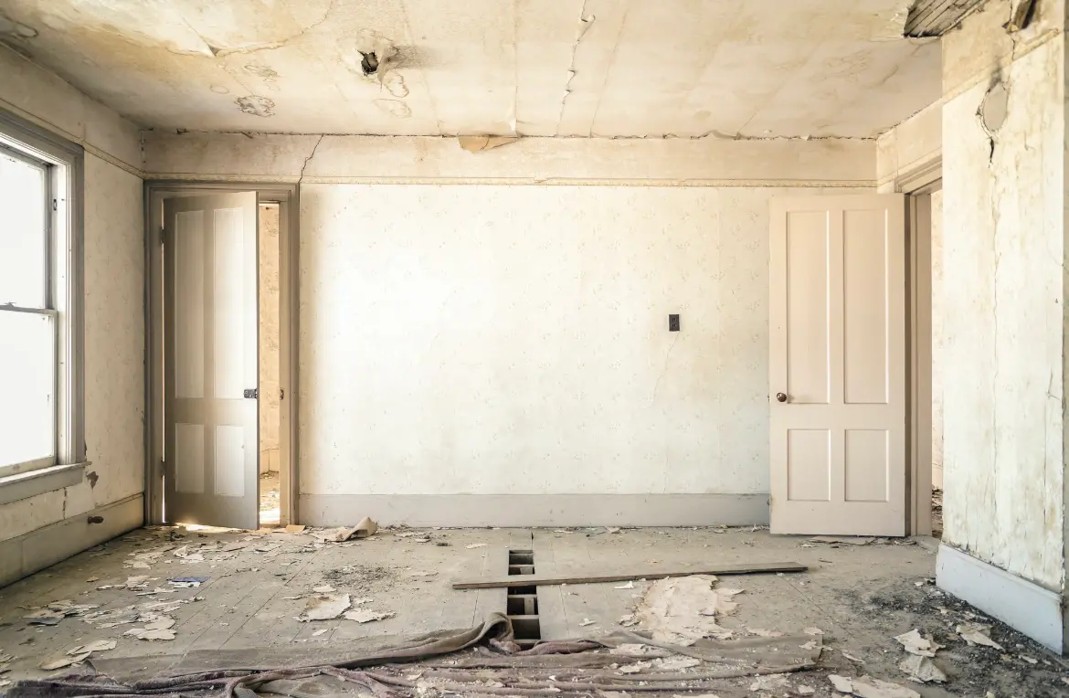 Waste disposal crew managing a cleanout project in Denmark